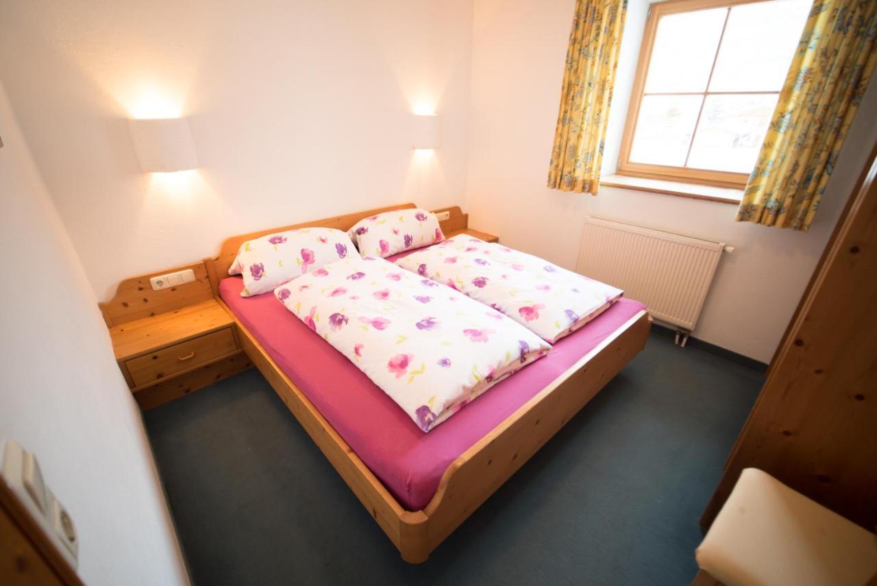 Ferienwohnung Huberhof โอแบร์นดอร์ฟ อิน ทิโรล ภายนอก รูปภาพ
