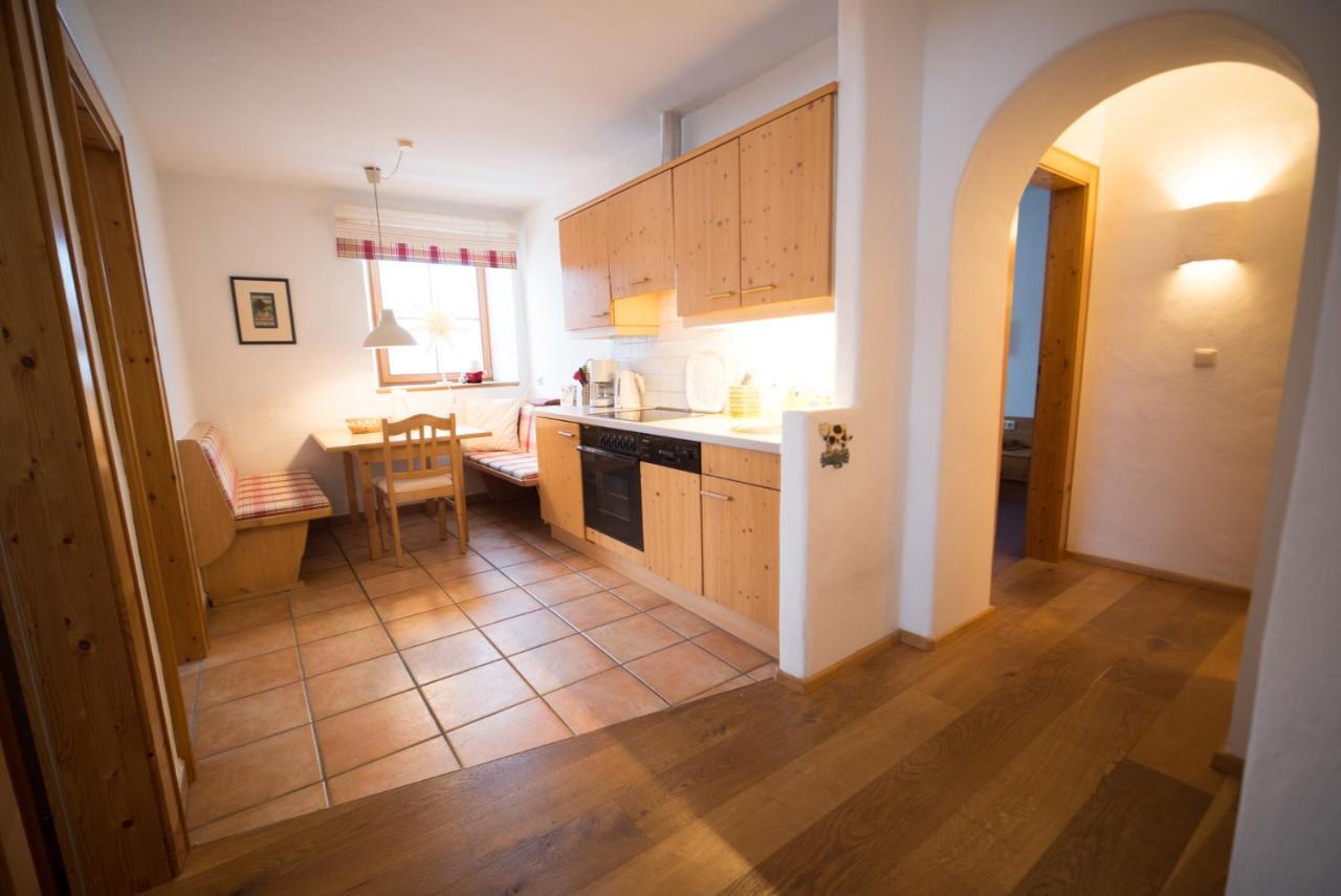 Ferienwohnung Huberhof โอแบร์นดอร์ฟ อิน ทิโรล ภายนอก รูปภาพ