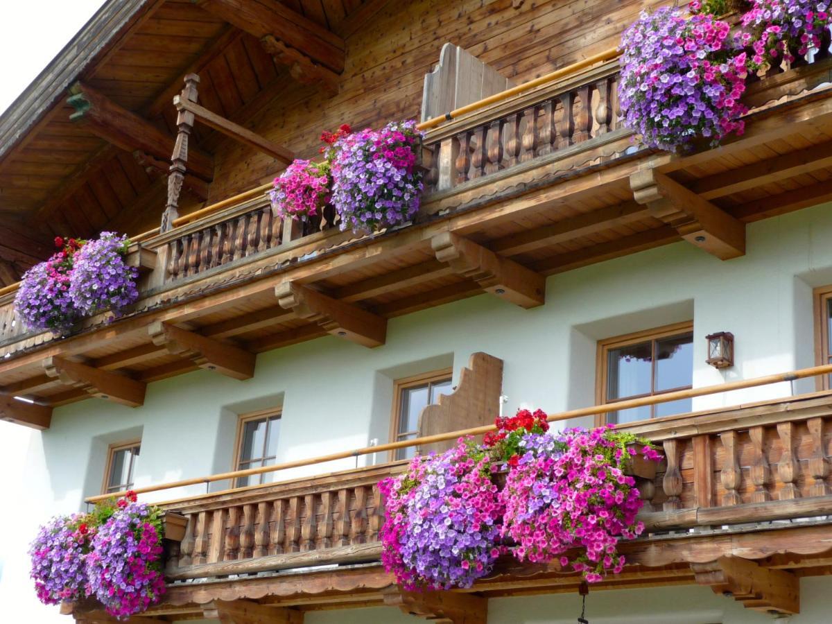 Ferienwohnung Huberhof โอแบร์นดอร์ฟ อิน ทิโรล ภายนอก รูปภาพ